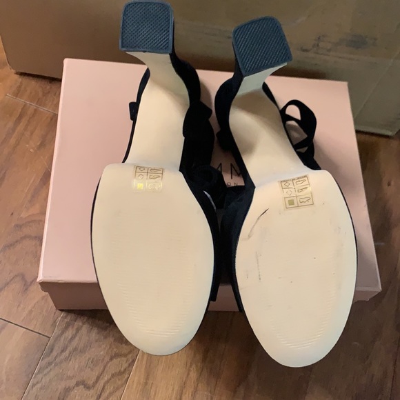 Simmi Shoes “Melly” open toe Platform heels - Picture 7 of 8